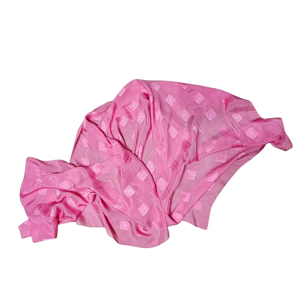 GIVENCHY SCARF - Picture 8 of 15